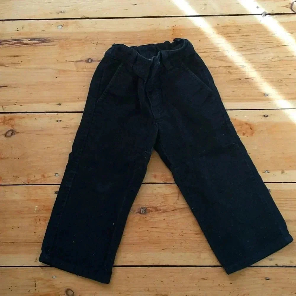 Hanna Andersson Black courderoy 2t